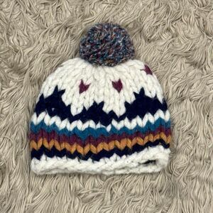 Faherty x B. yellowtail alpaca beanie with poof (never worn)